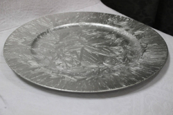 Strieborn zamrznut klubov tanier 33cm